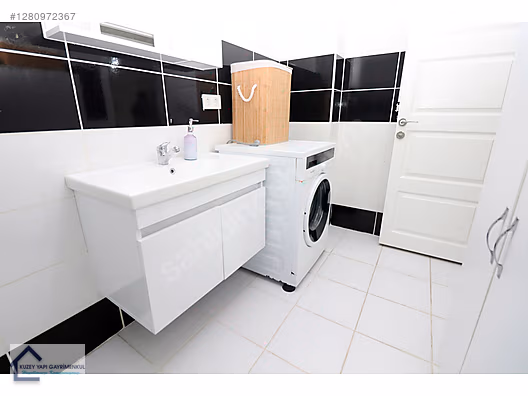 KİRALIK 1+1 EŞYALI , METROBÜSE 6 DK YÜRÜME MESAFESİNDE